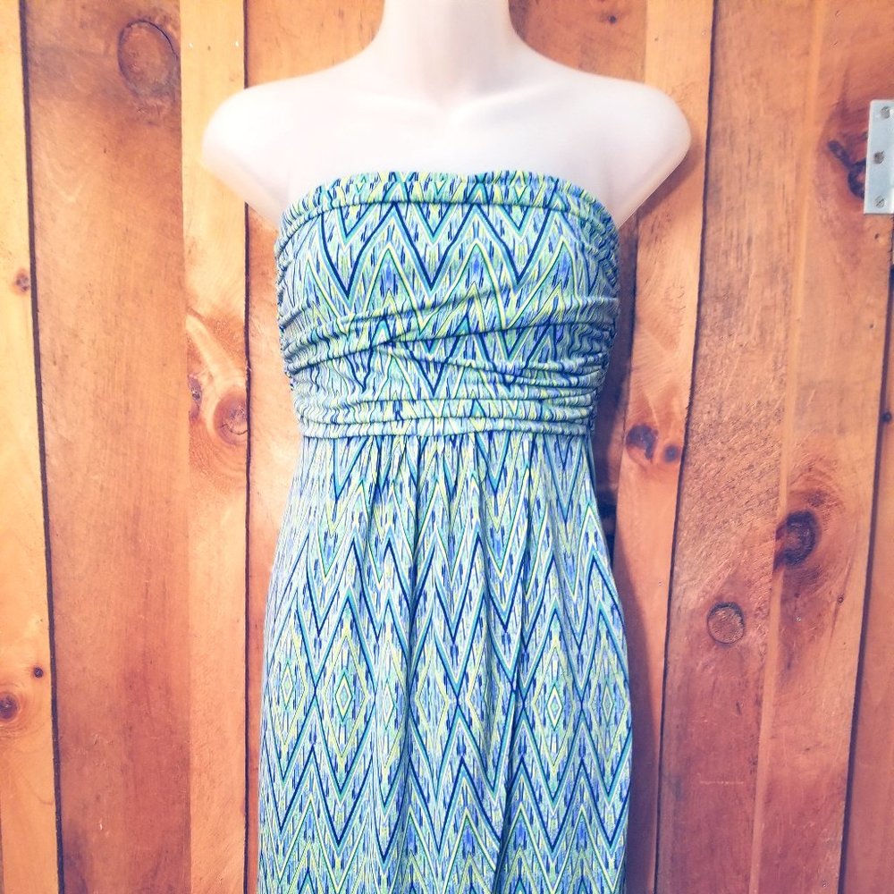 sleeveless/strapless multi-colored mini dress